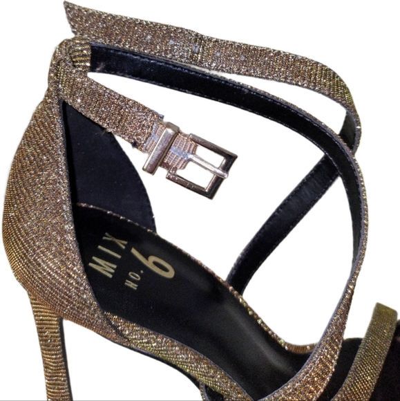 NWOT Gold Sparkly Strappy Heels - Picture 9 of 12